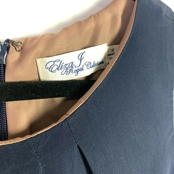 Eliza J Royal Collection Pleated Color Block Dress - Picture 3 of 5